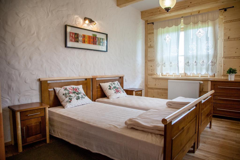 Dom Pod Smokami Appartement Bukowina Tatrzańska Buitenkant foto